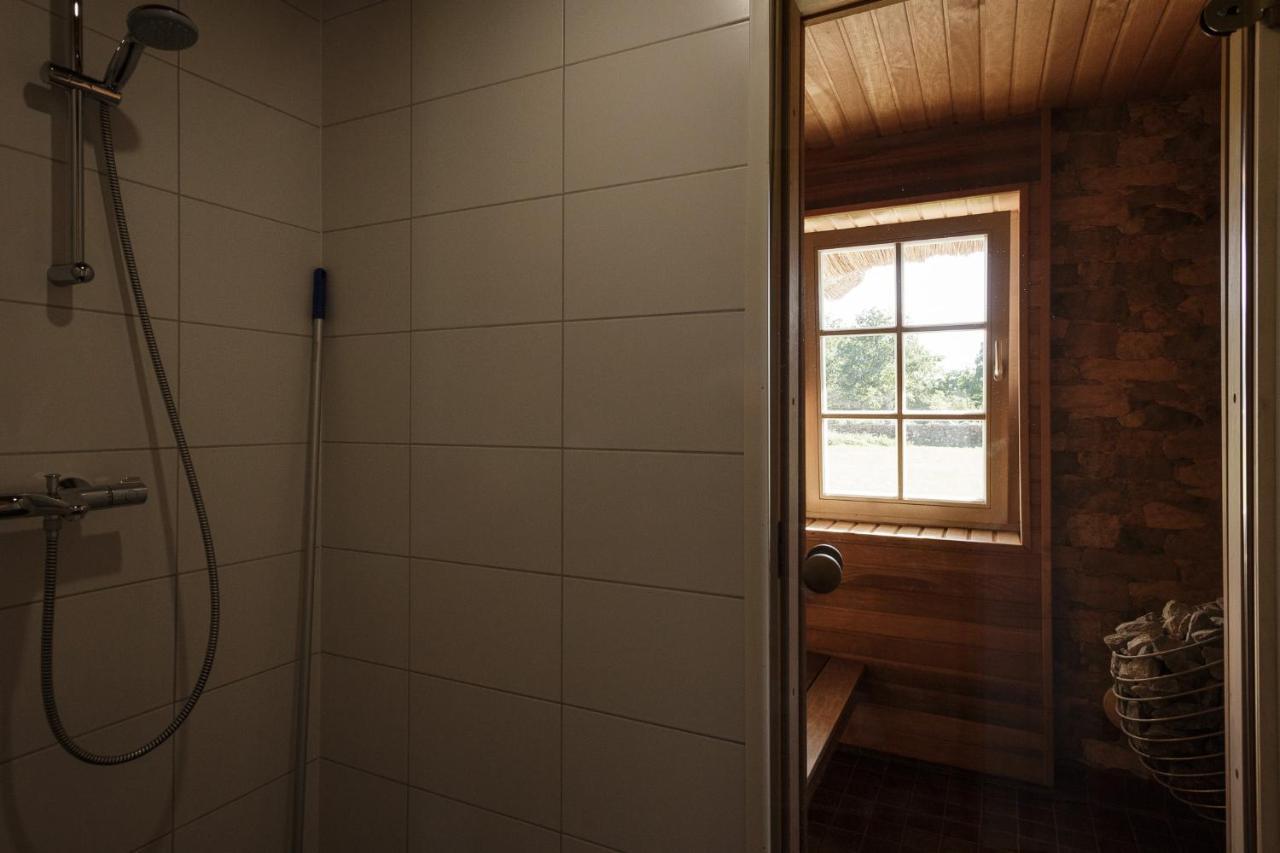 Liigalaskma Villa Bumba מראה חיצוני תמונה