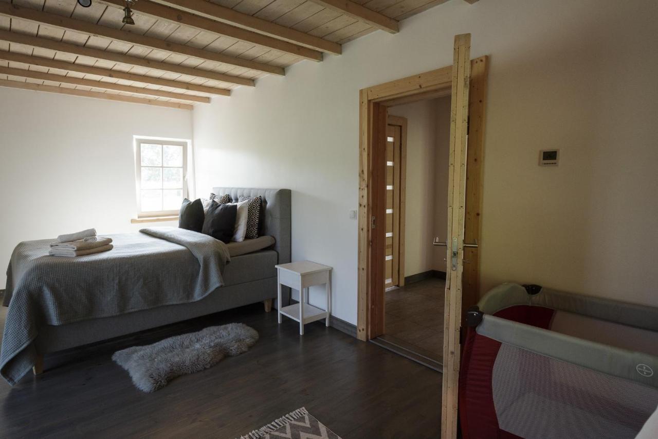 Liigalaskma Villa Bumba מראה חיצוני תמונה